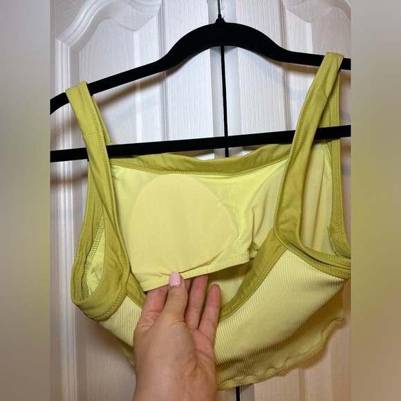 Aerie - Basic Yellow and Green Casual Outdoor Athletic Sporty Bra Top in Size S - Picture 3 of 7